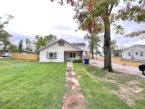 522 S 6th ST, Rogers, AR 72756