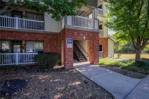 4254 NE Meadow Creek CIR Unit #107, Fayetteville, AR 72703