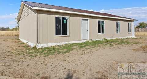 197 Knott Loop, Bainville, MT 59212