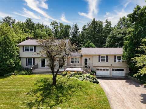 7706 Chapman Drive, Ontario, NY 14519