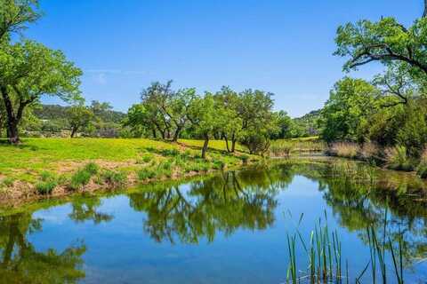 161 Flach Rd., Comfort, TX 78013