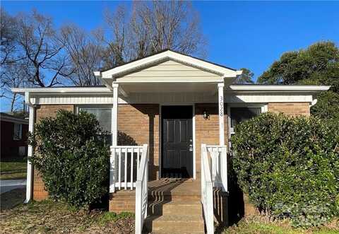 3028 Seymour Drive, Charlotte, NC 28208