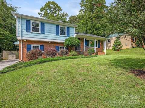 7600 Thorncliff Drive, Charlotte, NC 28210