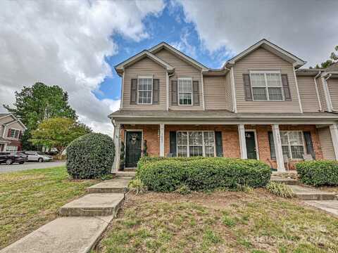 3005 Golden Dale Lane, Charlotte, NC 28262