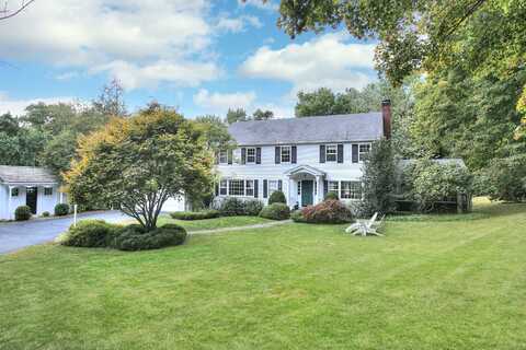 885 Duck Farm Road, Fairfield, CT 06824