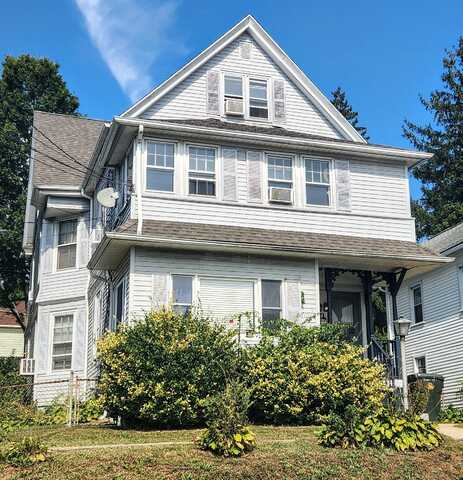 71 West Street, New London, CT 06320