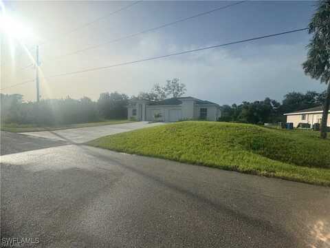 4739 / 4737 14th Street SW, Lehigh Acres, FL 33973