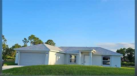 917 Martha Avenue S, Lehigh Acres, FL 33974