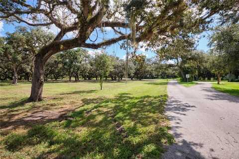 4028 Oak Haven Drive, Labelle, FL 33935