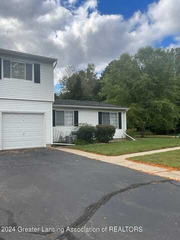 3950 Hunters Ridge Drive, Lansing, MI 48911