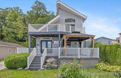 4703 White Road, Pierson, MI 49339