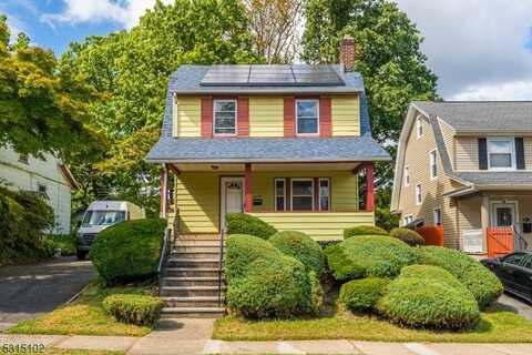 13 Crescent Rd, East Orange, NJ 07017