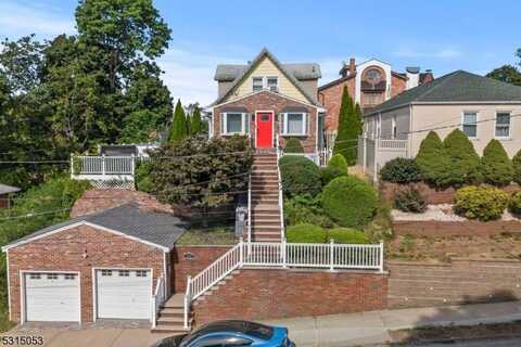 172 Hendel Ave, North Arlington, NJ 07031