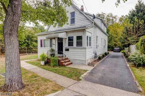 207 W 11th St, Linden, NJ 07036