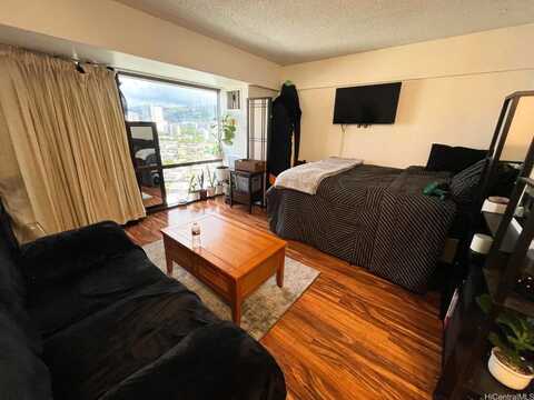 1750 Kalakaua Avenue, Honolulu, HI 96826