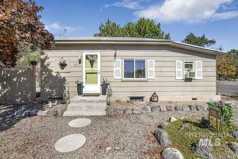 1437 4th Ave E, Twin Falls, ID 83301