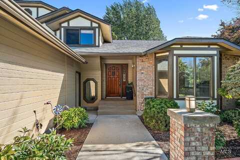 8832 W Ottawa Ct, Boise, ID 83709