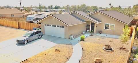 1033 Porter St, Ridgecrest, CA 93555