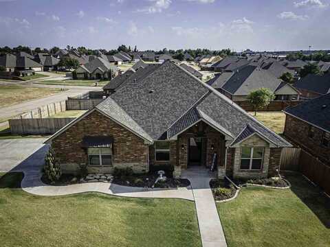 1622 NW Leona Cir, Lawton, OK 73505