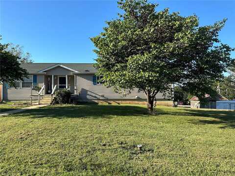 5 W FIRST Street, Gerald, MO 63037