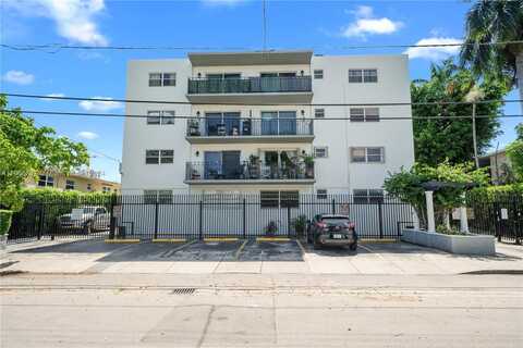 444 SW 4th St, Miami, FL 33130