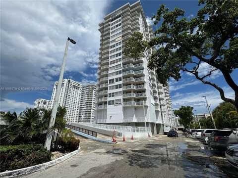 18011 Biscayne Blvd, Aventura, FL 33160