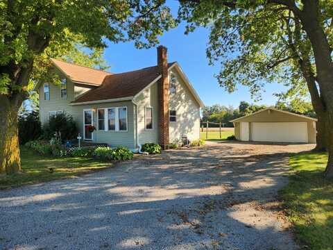 N4574 Catbird Rd, Beaver Dam, WI 53916