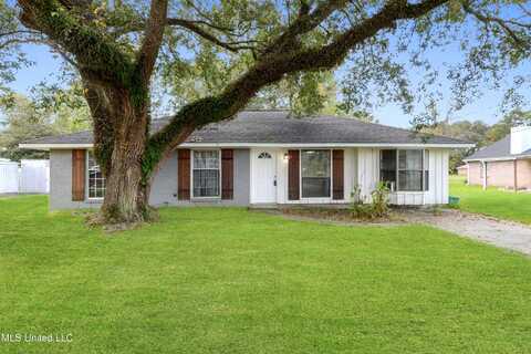 1102 Douglas Street, Picayune, MS 39466