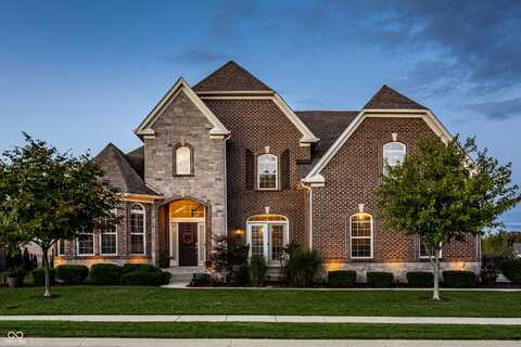 2513 Wood Hollow Trail, Zionsville, IN 46077