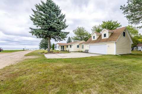 6416 Shady Lane, Deckerville, MI 48427