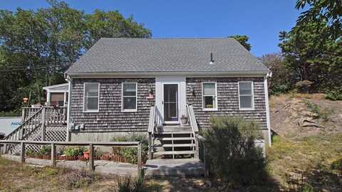 40 Longstreet Lane, Eastham, MA 02642