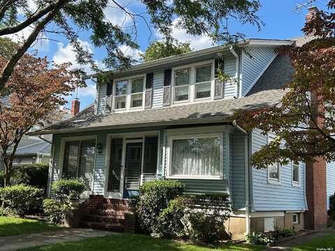 15 Michigan Road, Bellerose Village, NY 11001