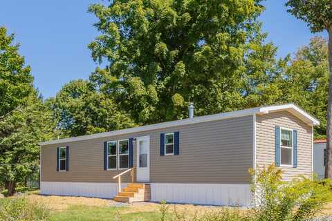 970 Gardiner Road, Wiscasset, ME 04578