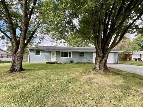 203 Stone Avenue, Watseka, IL 60970