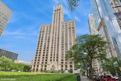 680 N Lake Shore Drive, Chicago, IL 60611