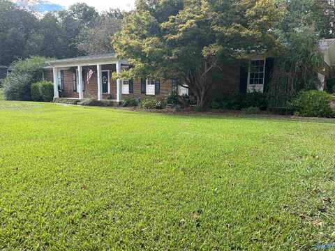 305 Wildhaven Circle, Gadsden, AL 35901