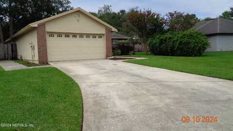 2086 MAGNUS Lane, Jacksonville, FL 32246