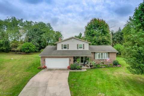 11862 Patroon Circle NW, Canal Fulton, OH 44614