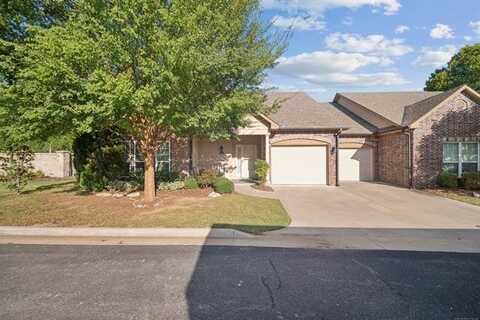 4603 S Royal Dublin Lane, Broken Arrow, OK 74011