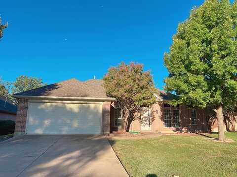 1713 Meadow Crest Lane, Mansfield, TX 76063