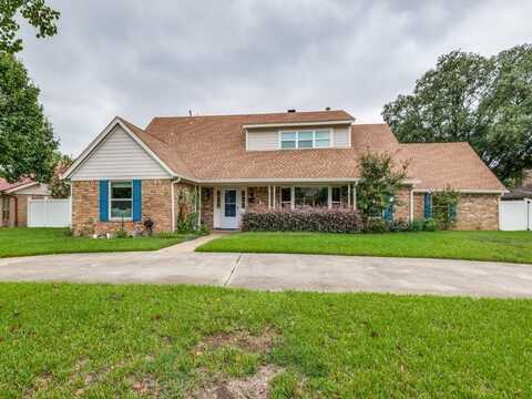 112 Santa Clara Street, Irving, TX 75062