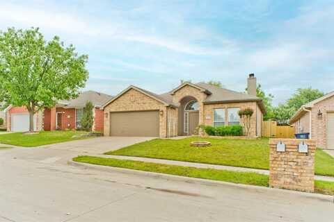 4929 Spur Ridge Court, Fort Worth, TX 76244