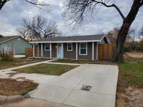 2424 Langston Street, Fort Worth, TX 76105