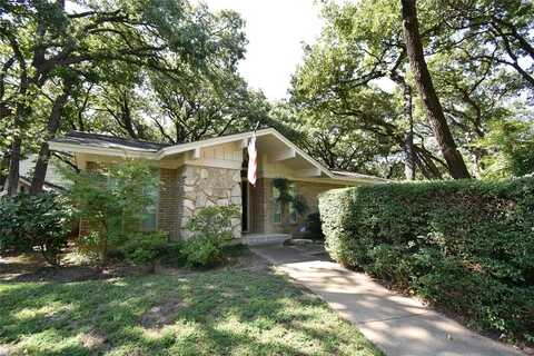 3106 Woodford Drive, Arlington, TX 76013