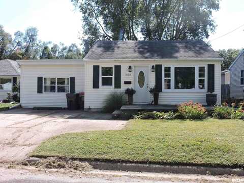 1608 HAMILTON Street, Pekin, IL 61554