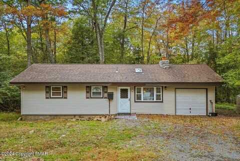 711 Squirrel Circle, Tobyhanna, PA 18466