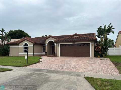 9399 Lake Serena Dr, Boca Raton, FL 33496