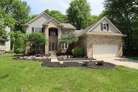 1402 Trailside Boulevard, Wixom, MI 48393