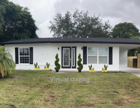 402 NE Armory Circle, Port Saint Lucie, FL 34983