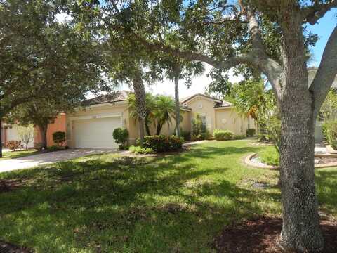 10123 SW Brookgreen Drive, Port Saint Lucie, FL 34987